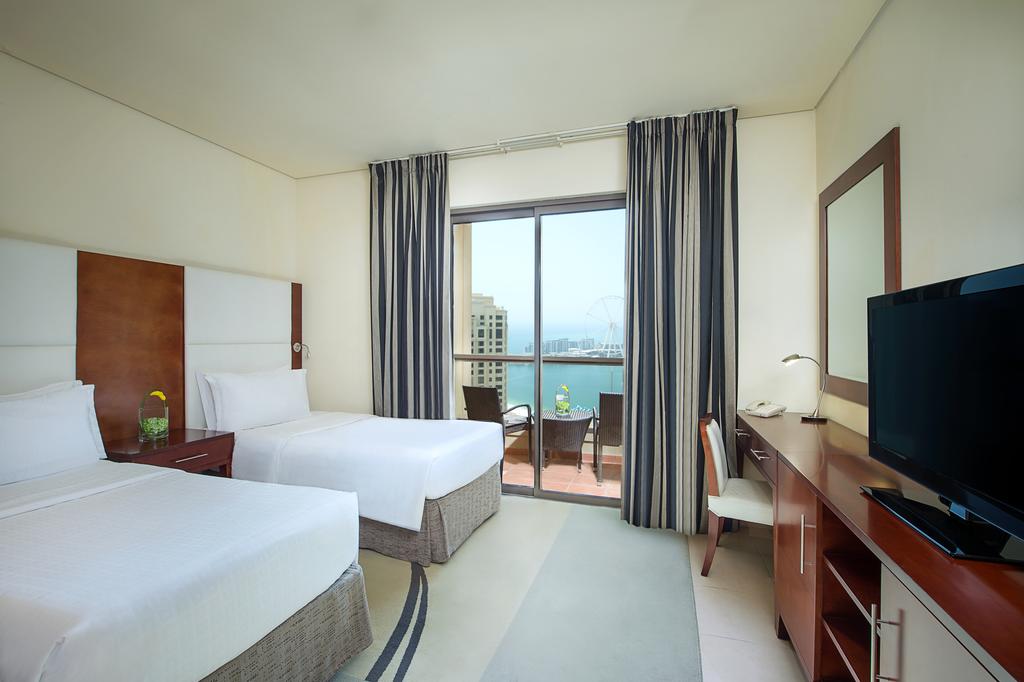 Delta Hotels by Marriott, Jumeirah Beach 4*