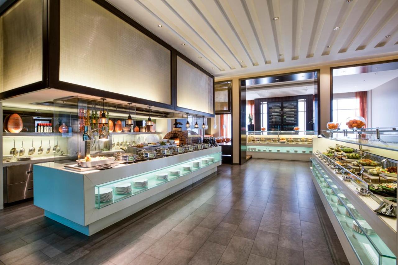 Centro Barsha by Rotana 3*, фото 3