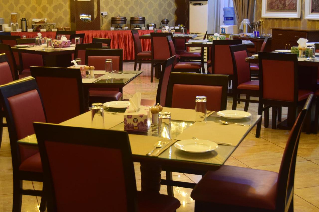 Sharjah International Airport Hotel 2*, фото 7