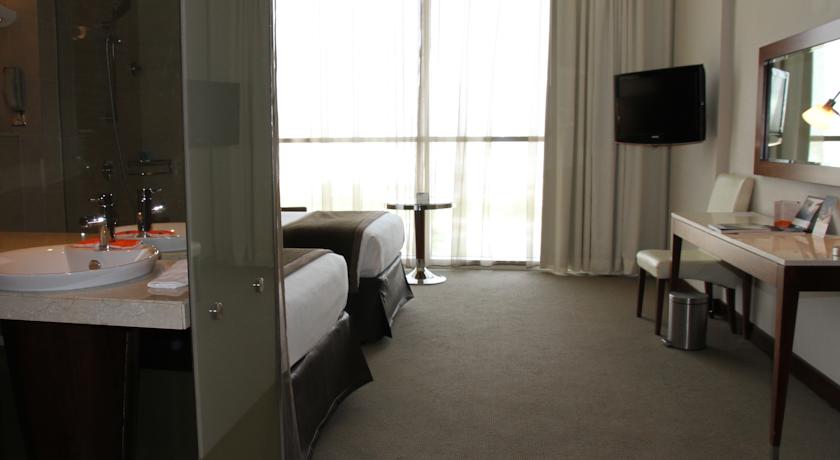 Centro Yas Island 3*, фото 16