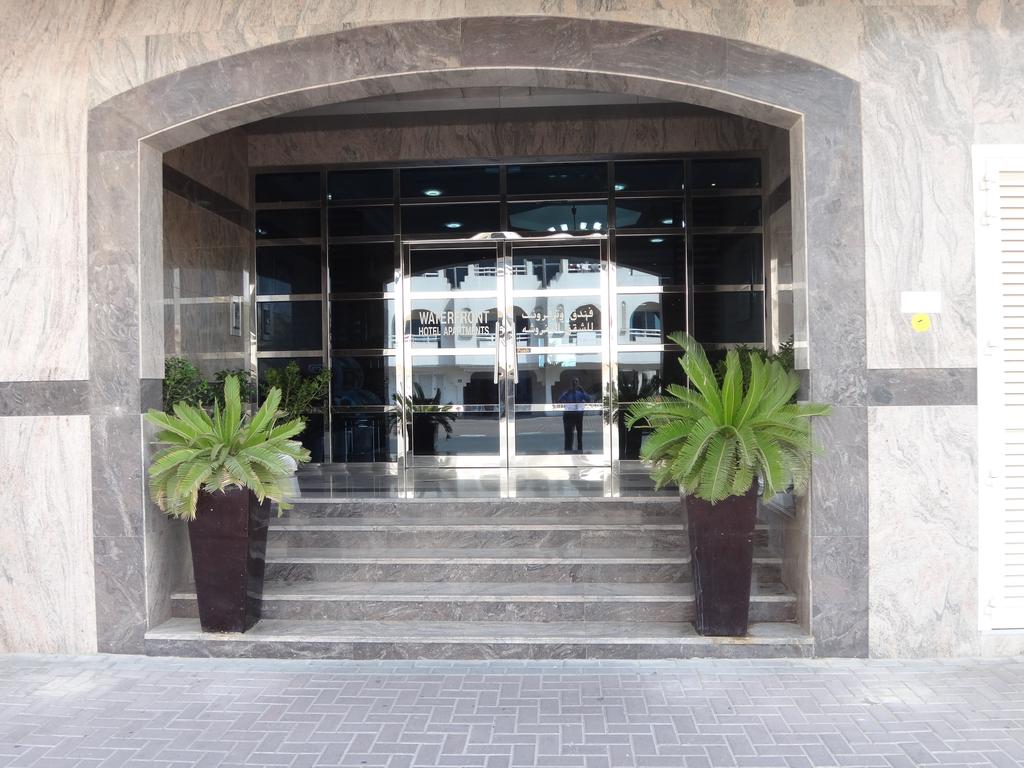Waterfront Hotel Apartments Dubai 4*