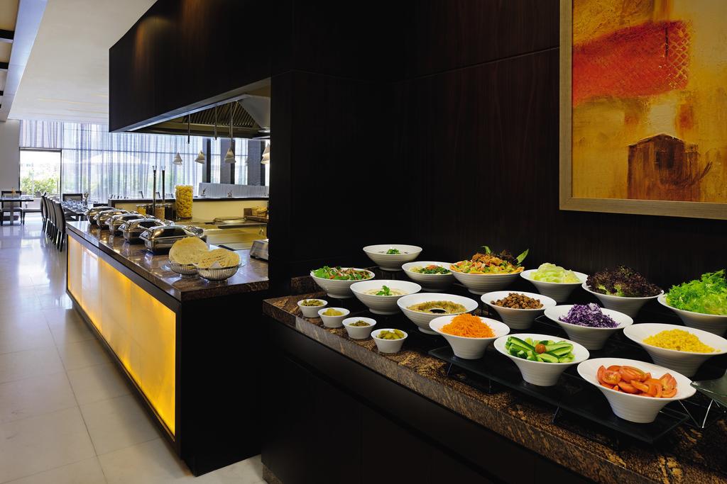 Movenpick Hotel Apartments Al Mamzar Dubai 5*, фото 7