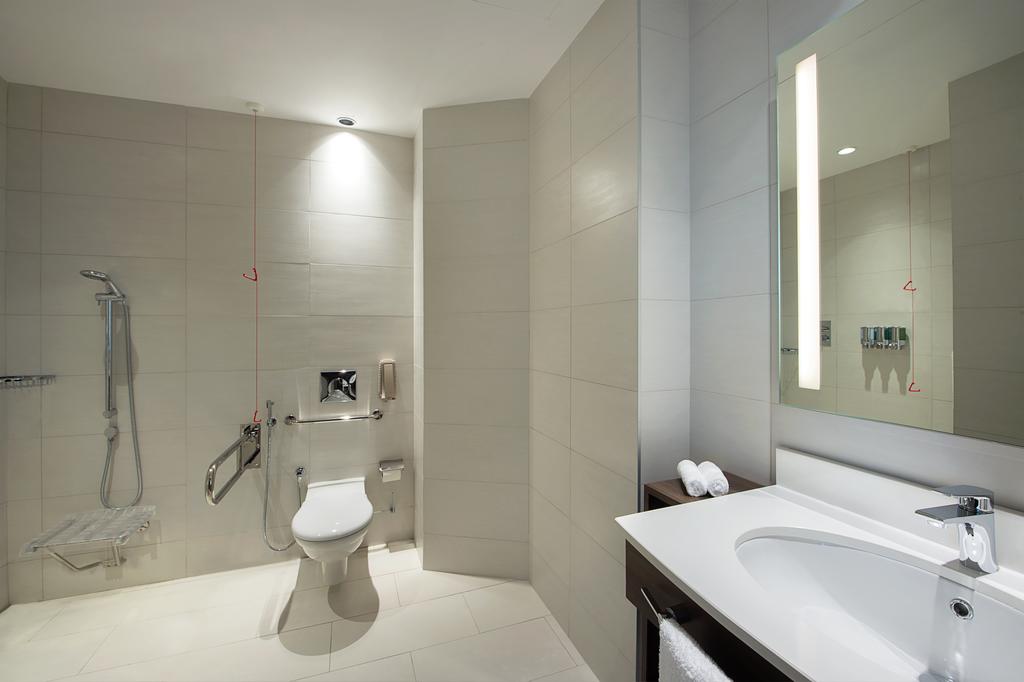 Hampton by Hilton Dubai Airport 3*, фото 16