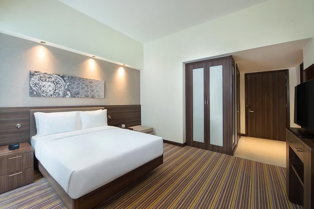 Hampton by Hilton Dubai Airport 3*, фото 14