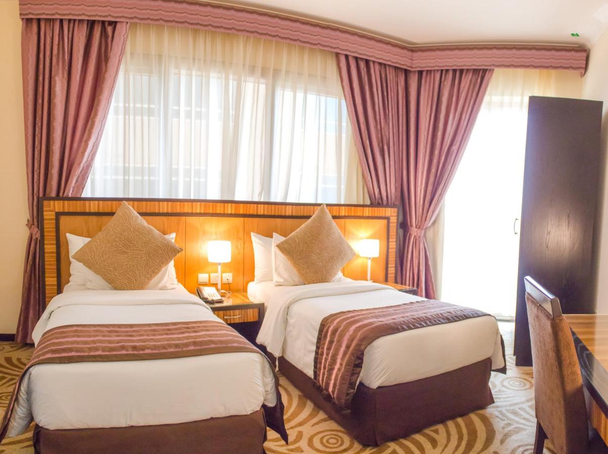 Al Majaz Premiere Hotel Apartments 5*, фото 14