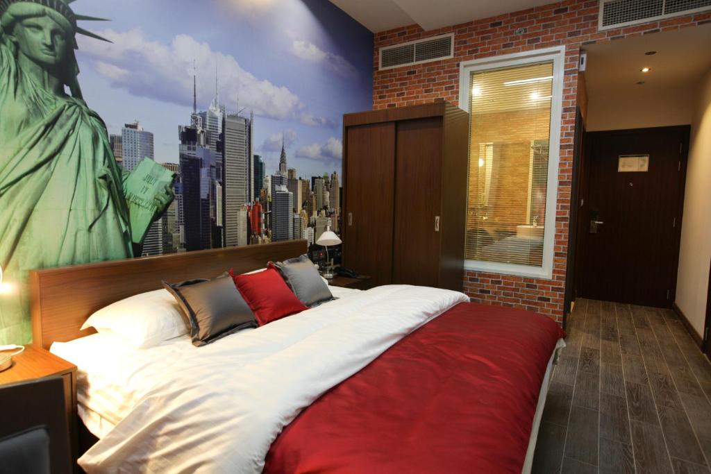Reflections Hotel, фото 12