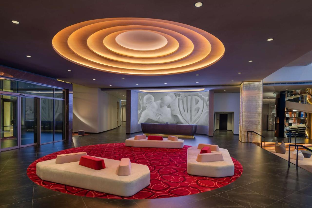 The WB Abu Dhabi, Curio Collection by Hilton 5*, фото 13