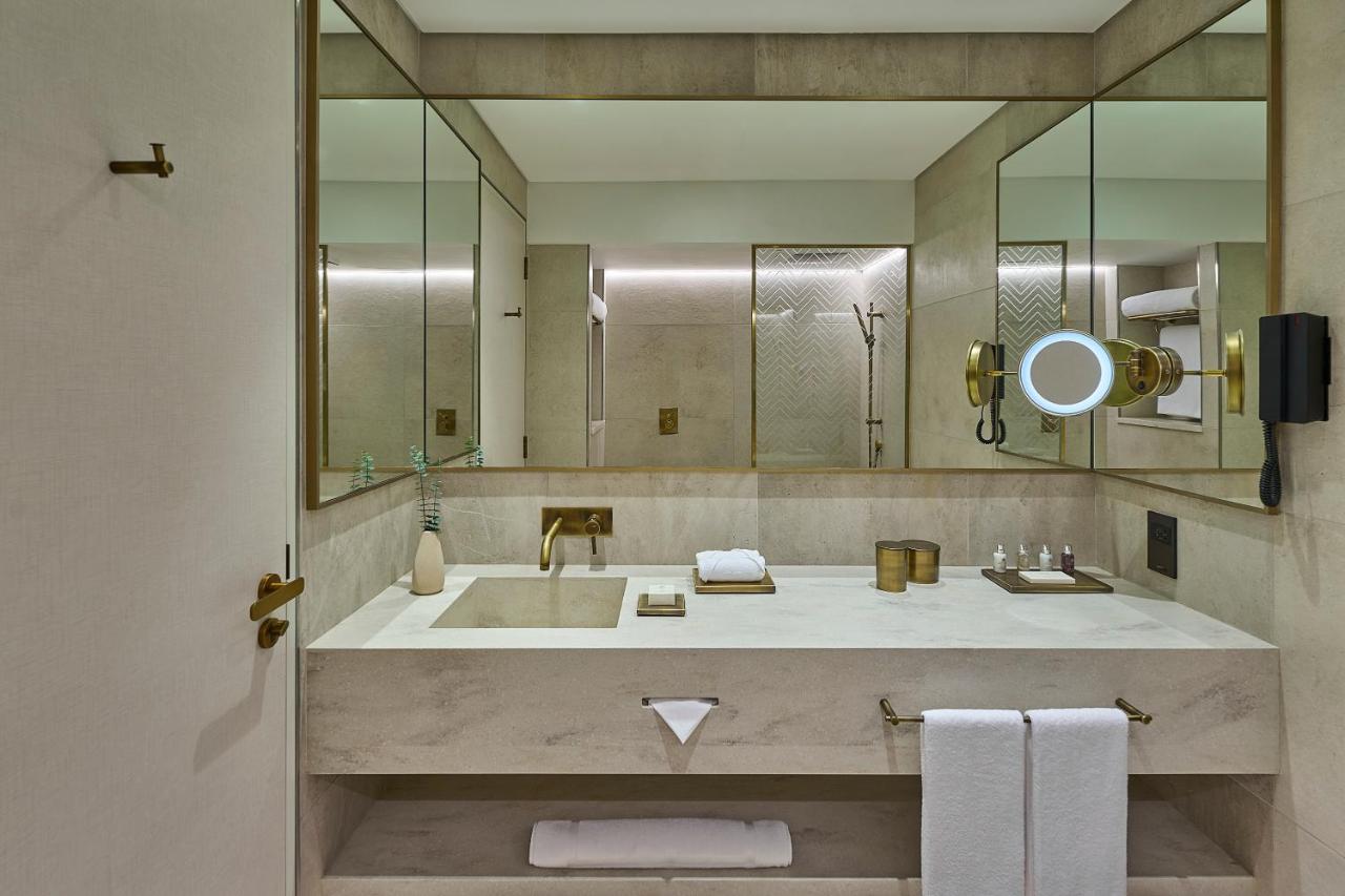 Erth Hotel Abu Dhabi 5*, фото 2
