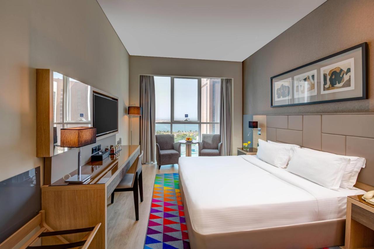 Hawthorn Suites by Wyndham Abu Dhabi 4*, фото 12