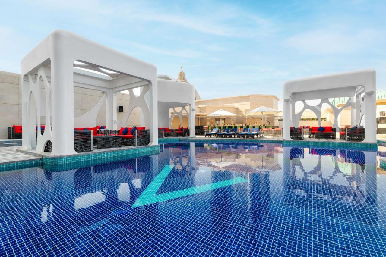 V Hotel Curio Collection By Hilton 4*, фото 7