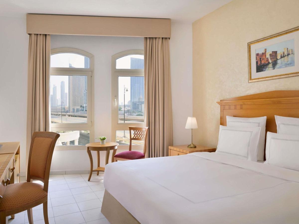 Roda Al Murooj Suites & Apts 5*, фото 7