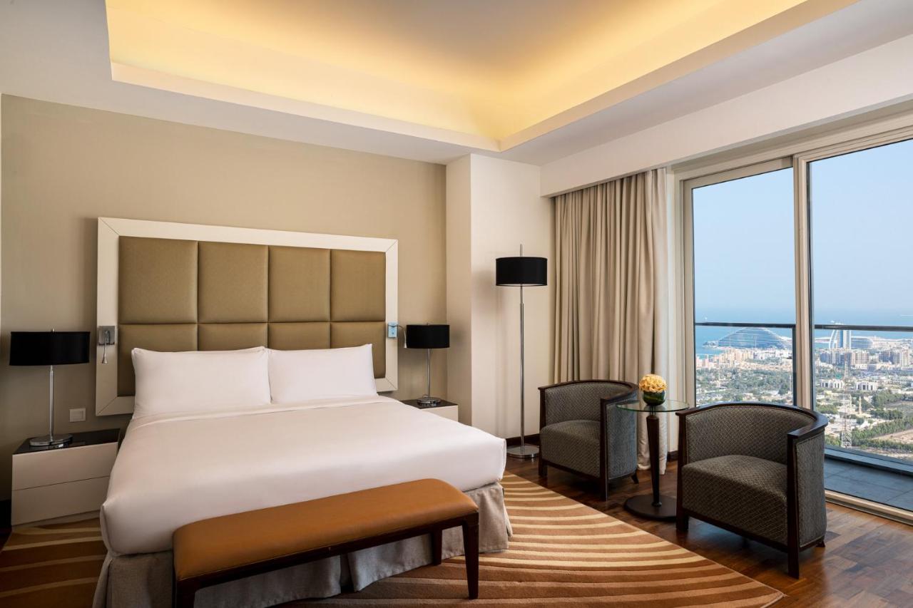 La Suite Dubai Hotel & Apartments Operated by Minor Hotels 4*