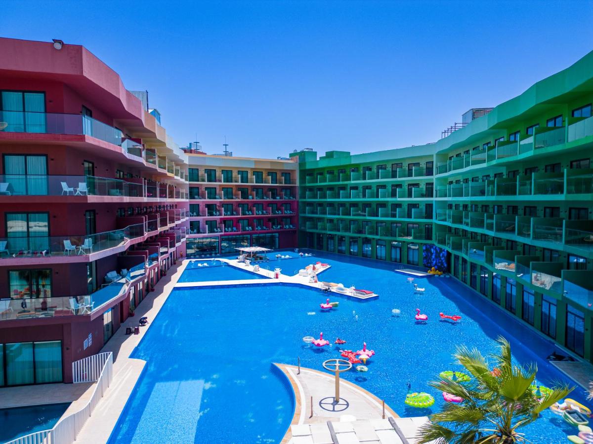 Voco Dubai Monaco The Heart of Europe 5*, фото 3