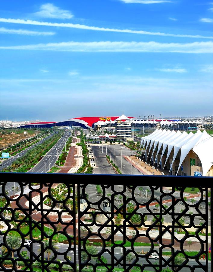 Yas Plaza Marina 4*, фото 12