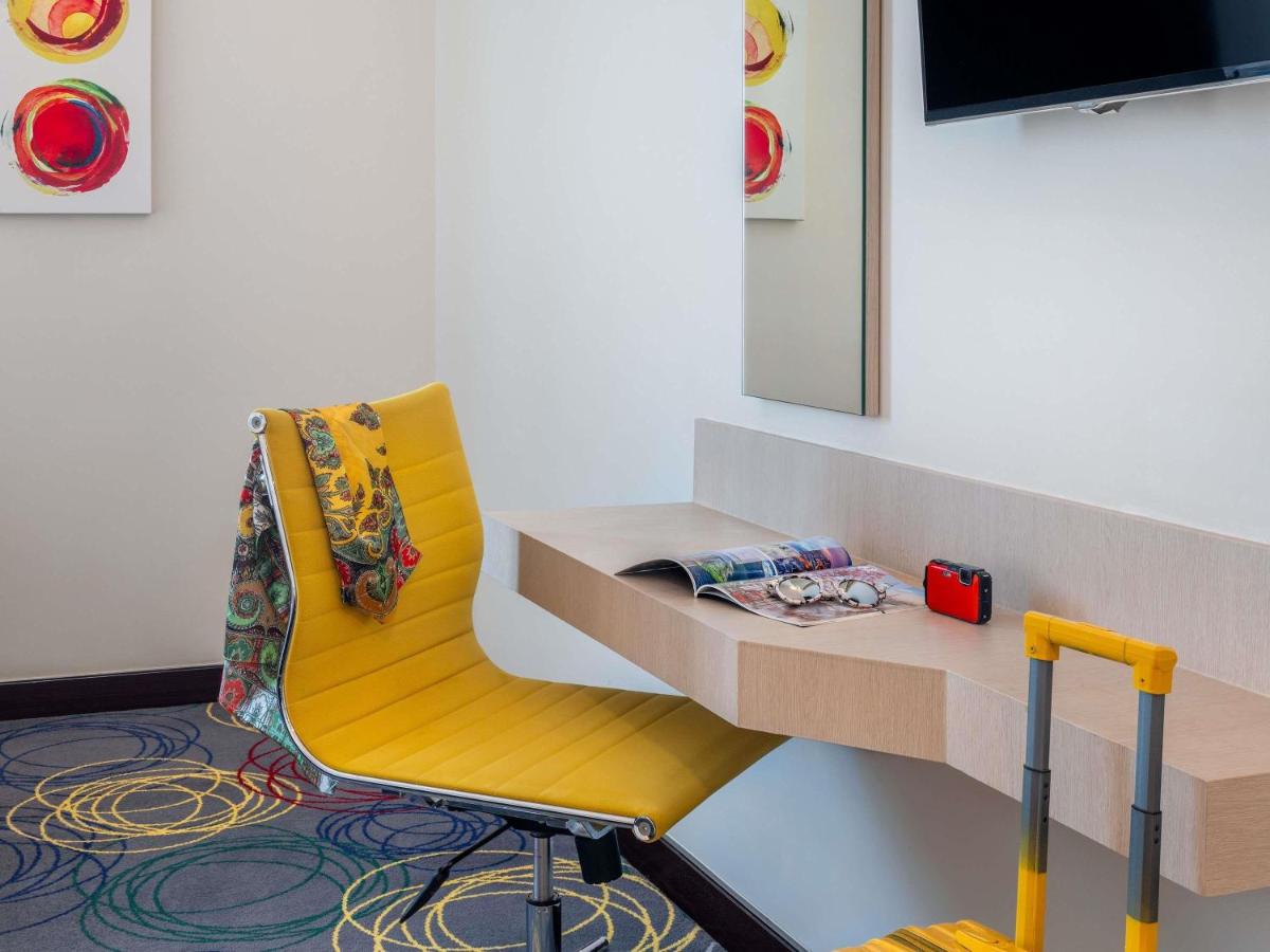 ibis Styles Dragon Mart Dubai 3*, фото 12