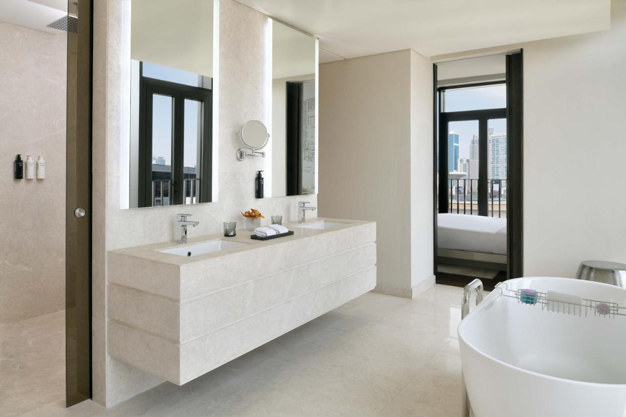 La Ville Hotel & Suites CITY WALK, Dubai, Autograph Collection 5*, фото 2