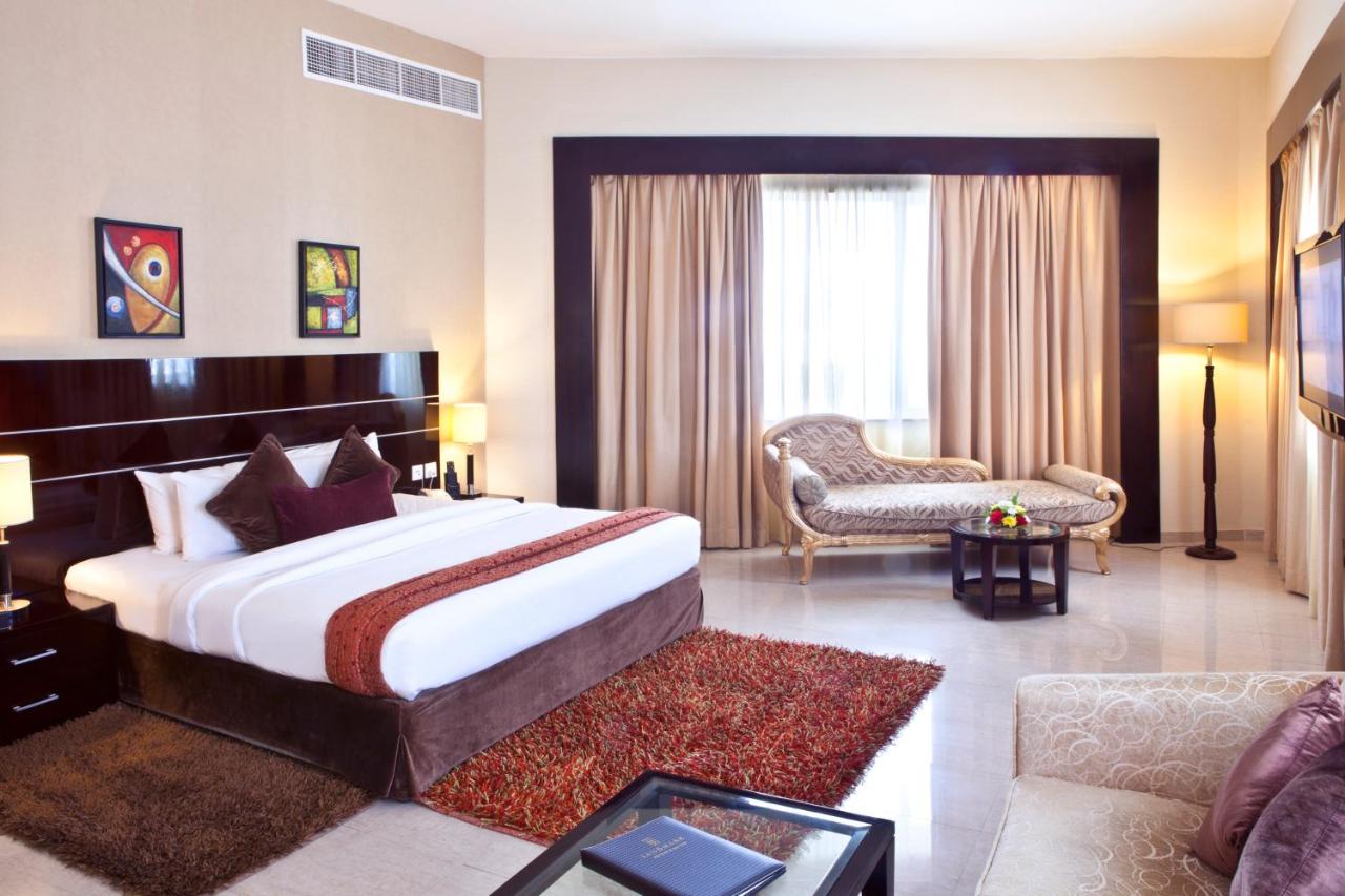 Landmark Premier Hotel 4*