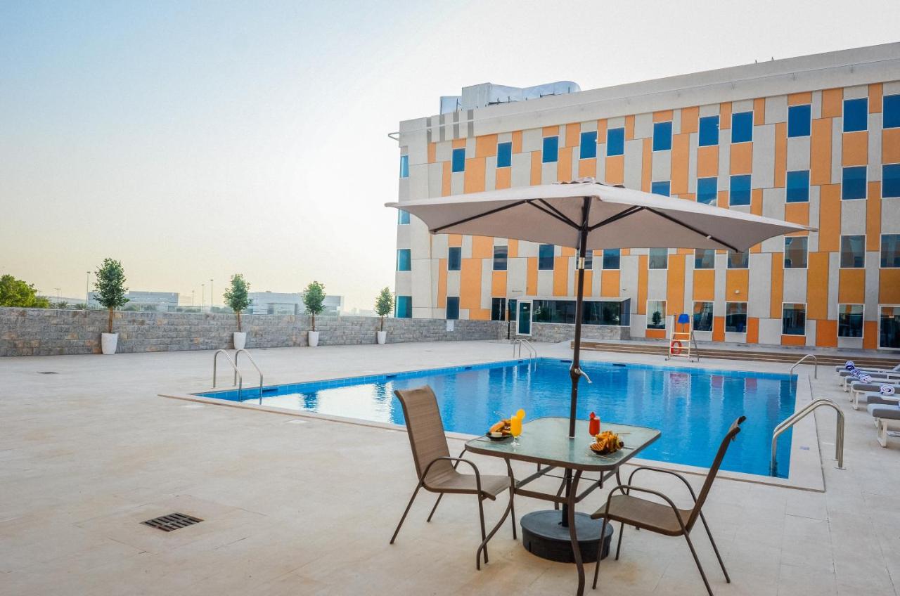 VOGO Grand Hotel formerly Best Western Plus Academic City, фото 3