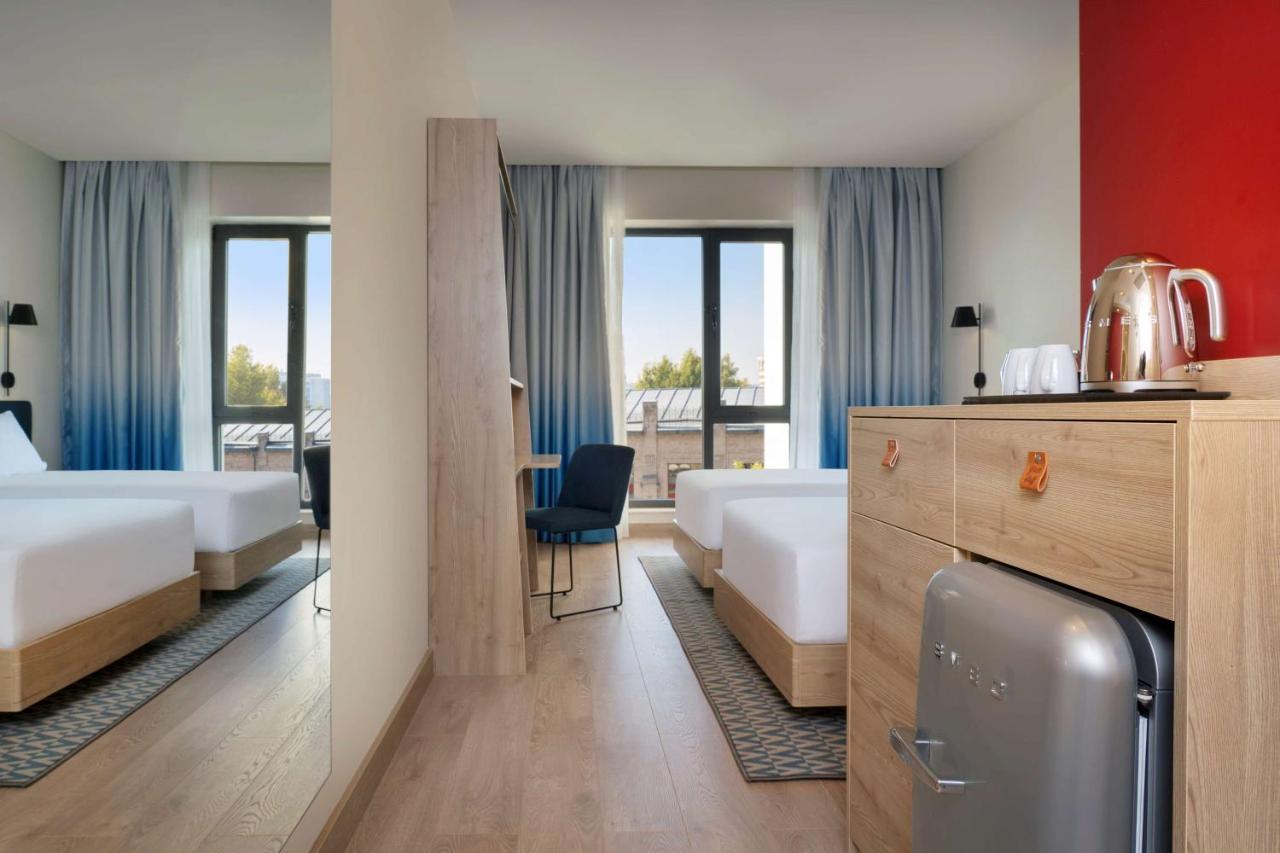 Hampton By Hilton 3*