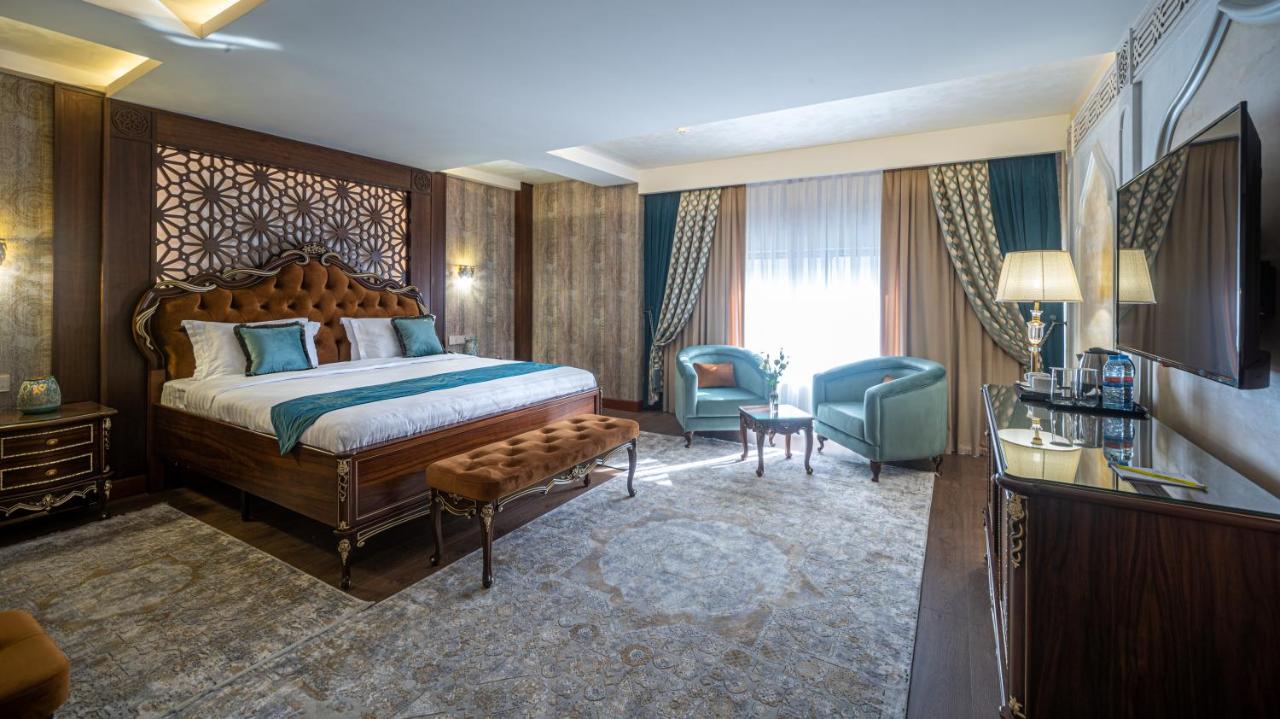 Manor 4*