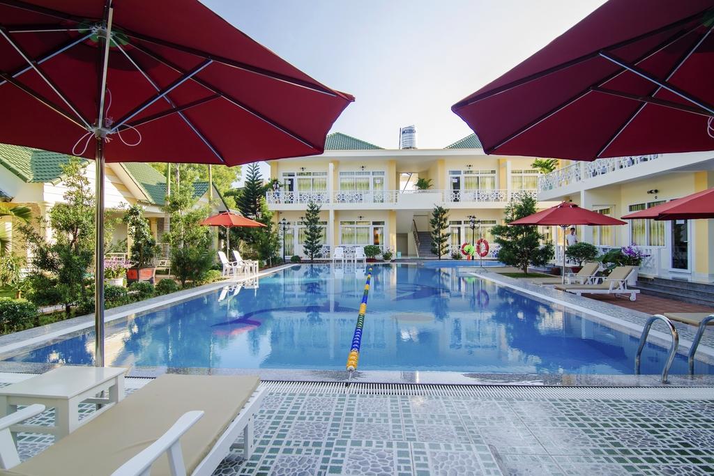 Lam Ha Resort 2*