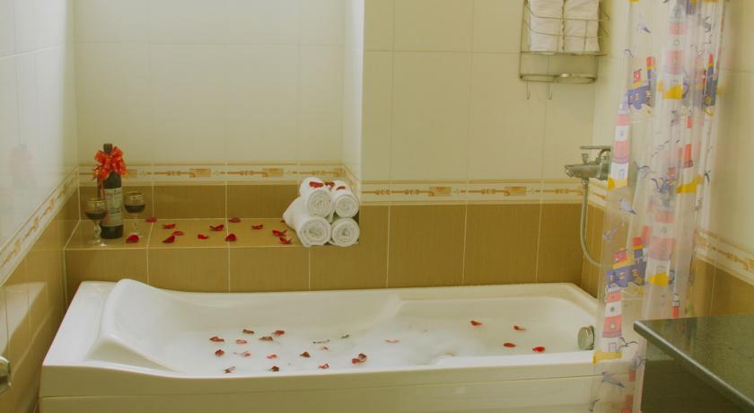 Bach Duong Hotel 2*, фото 11