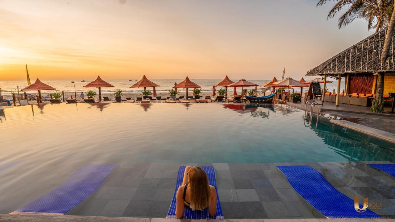 Unique Mui Ne Resort 4*