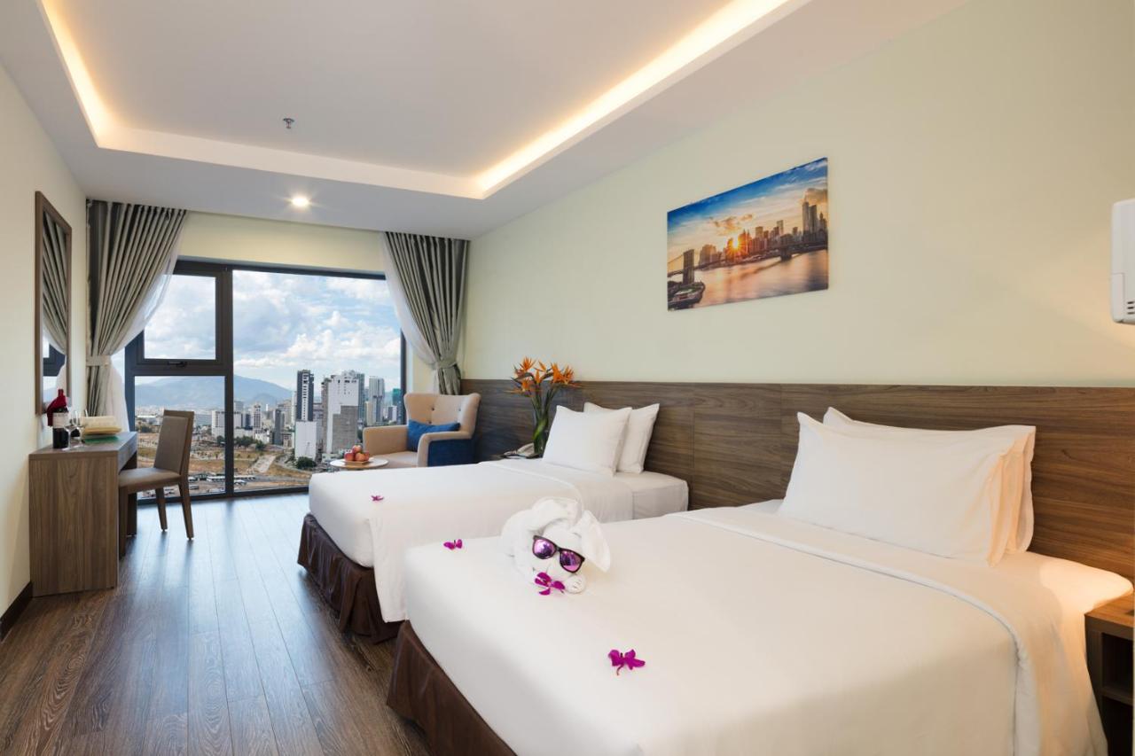 Xavia Hotel 4*
