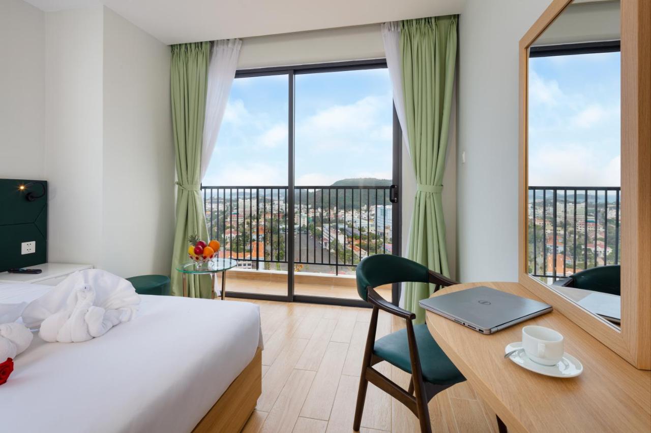 Crown Hotel Nha Trang 3*, фото 13