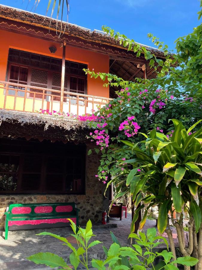 Full Moon Beach Resort 2*