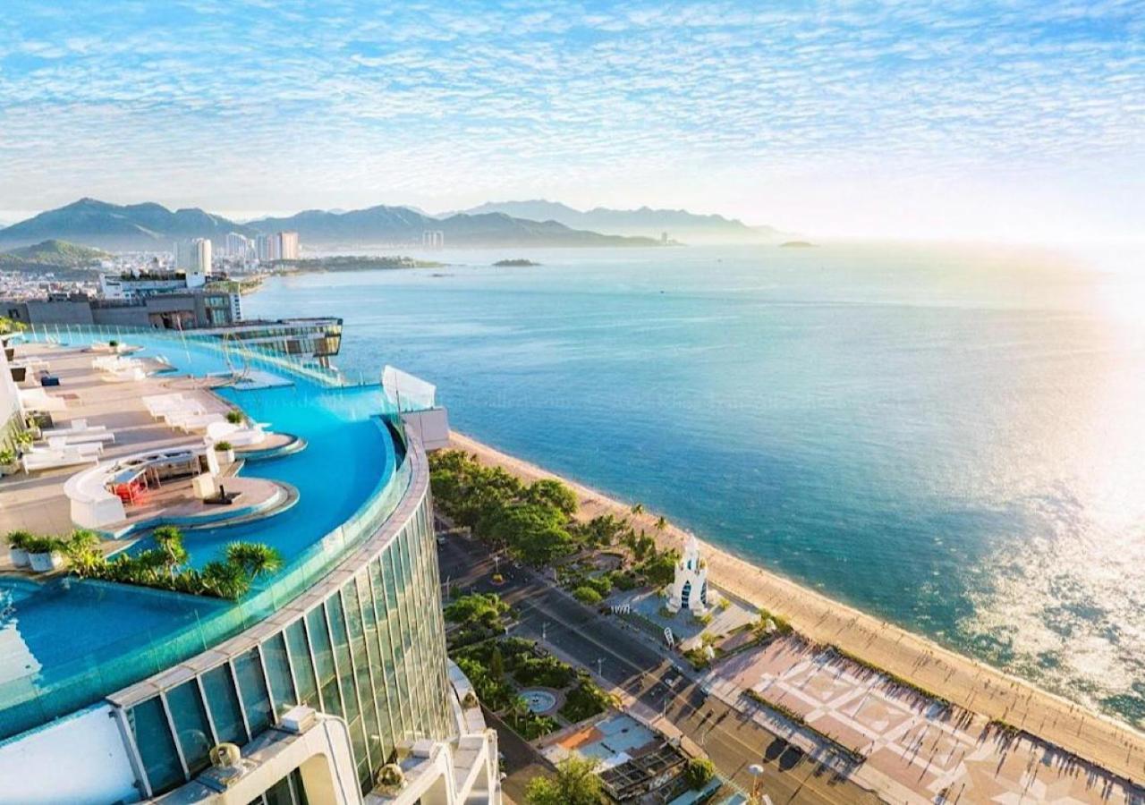 MERCURE NHA TRANG BEACH HOTEL 4*