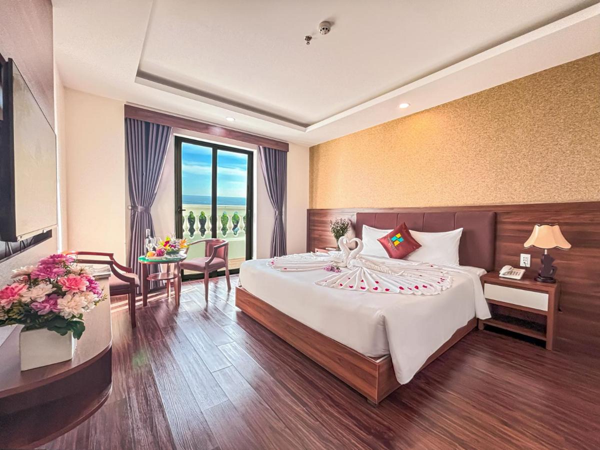 NIGHT SEA HOTEL 4*
