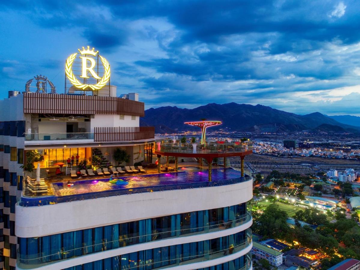 REGALIA HOTEL 4*