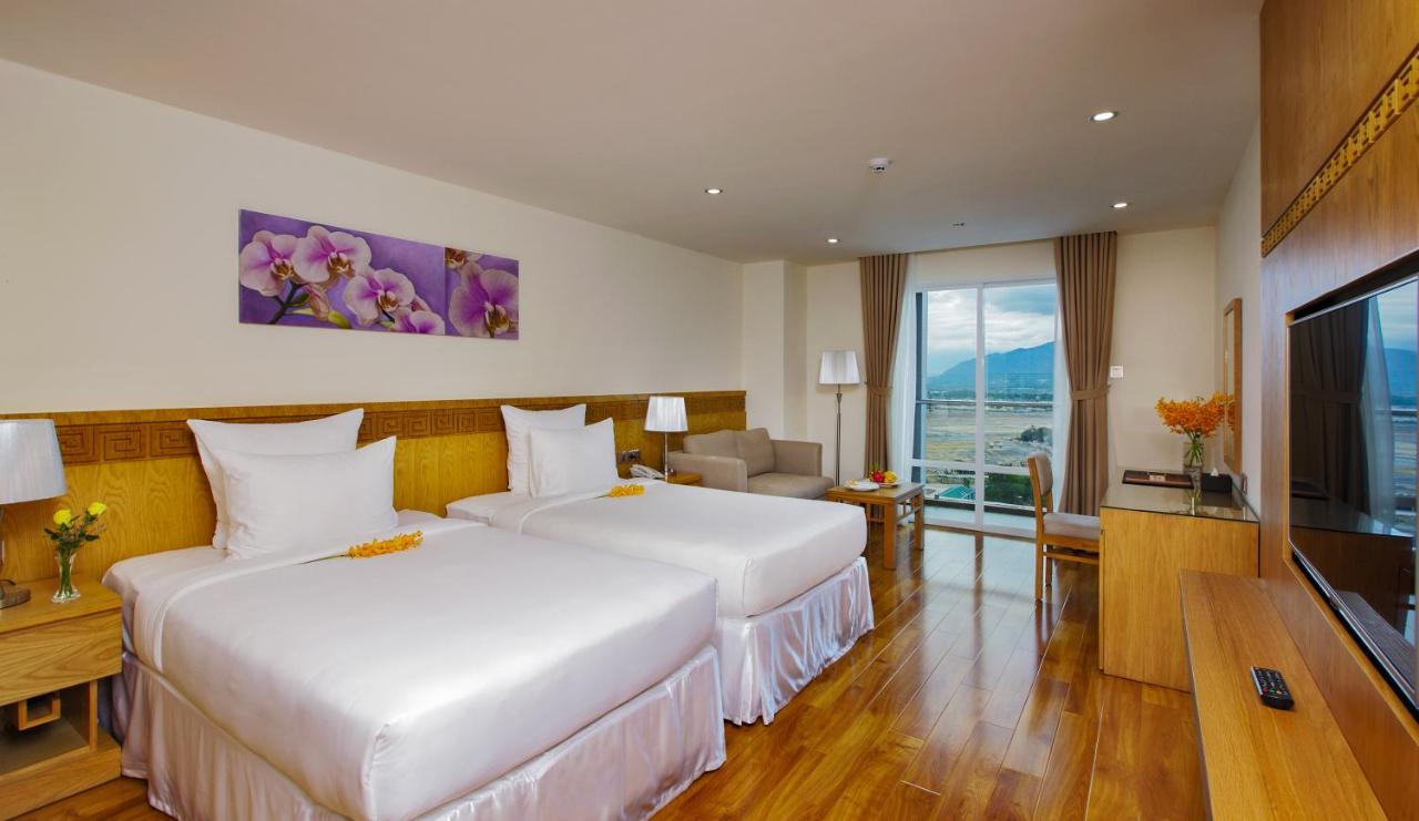 Titan Hotel  Nha Trang 2*, фото 3