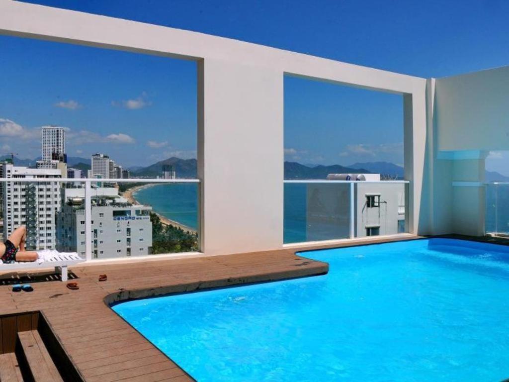 Green Beach by Stay 7 International Hotel Nha Trang, фото 3