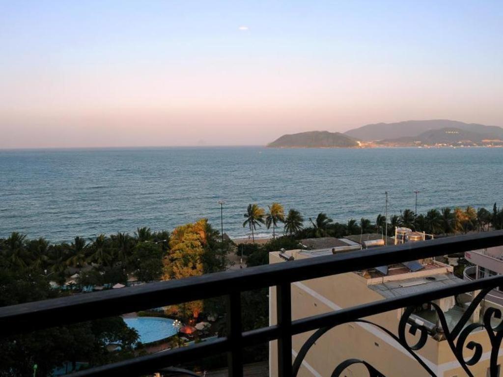 Green Beach by Stay 7 International Hotel Nha Trang, фото 11