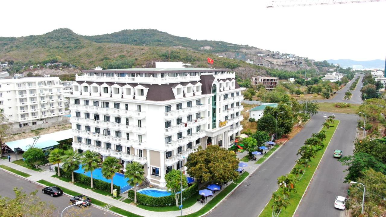 Orbit Resort & Spa 4*