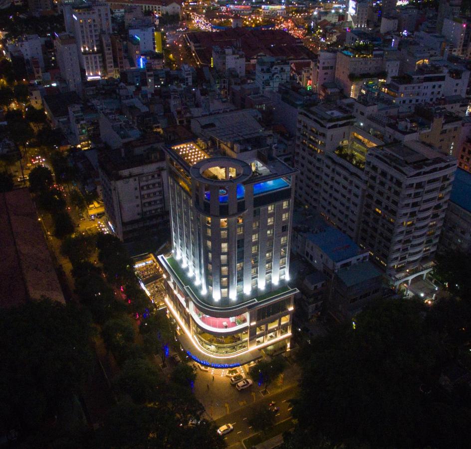 Central Palace Hotel 3*