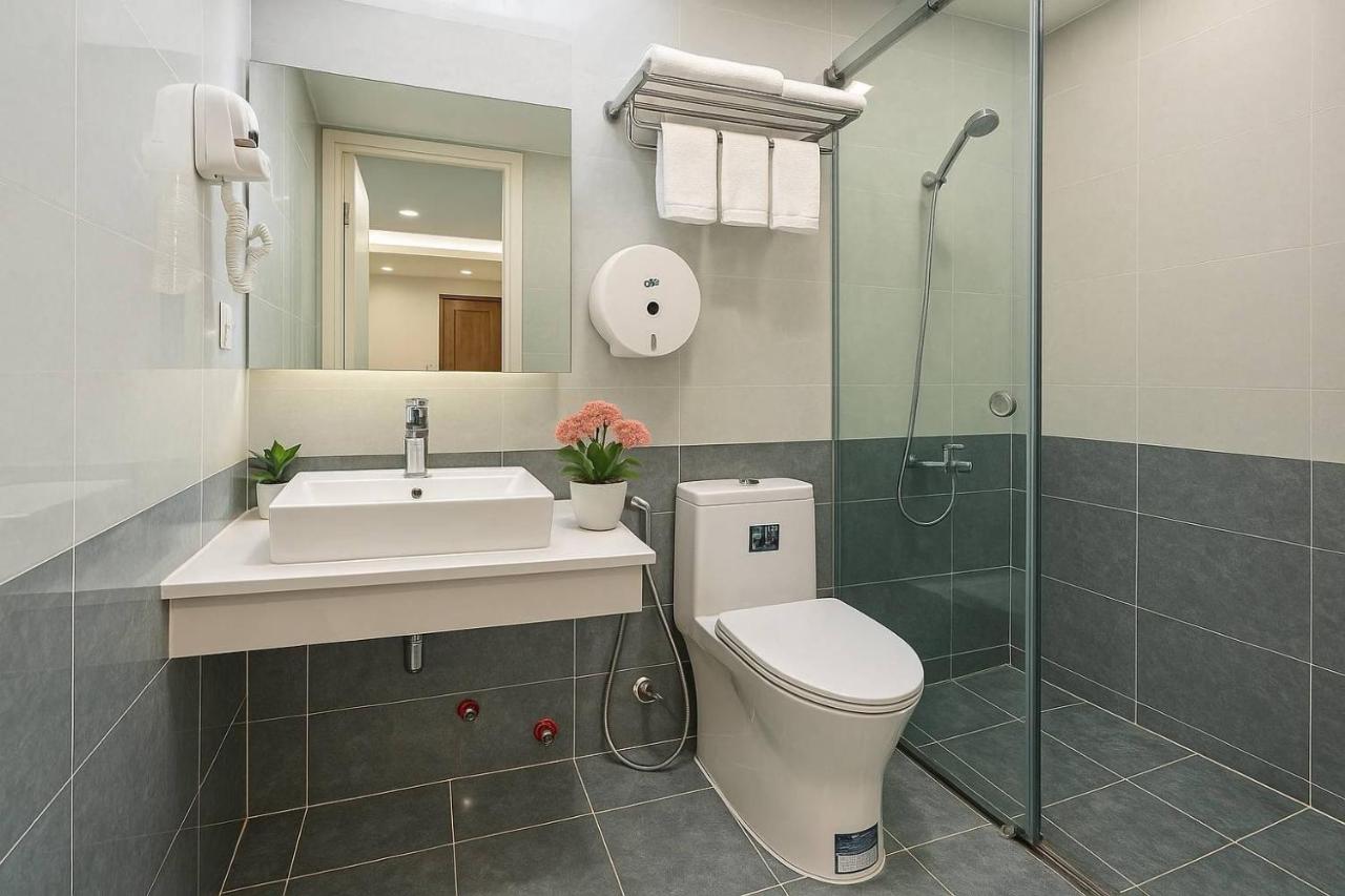 Hotel L Odeon Phu My Hung 3*, фото 14