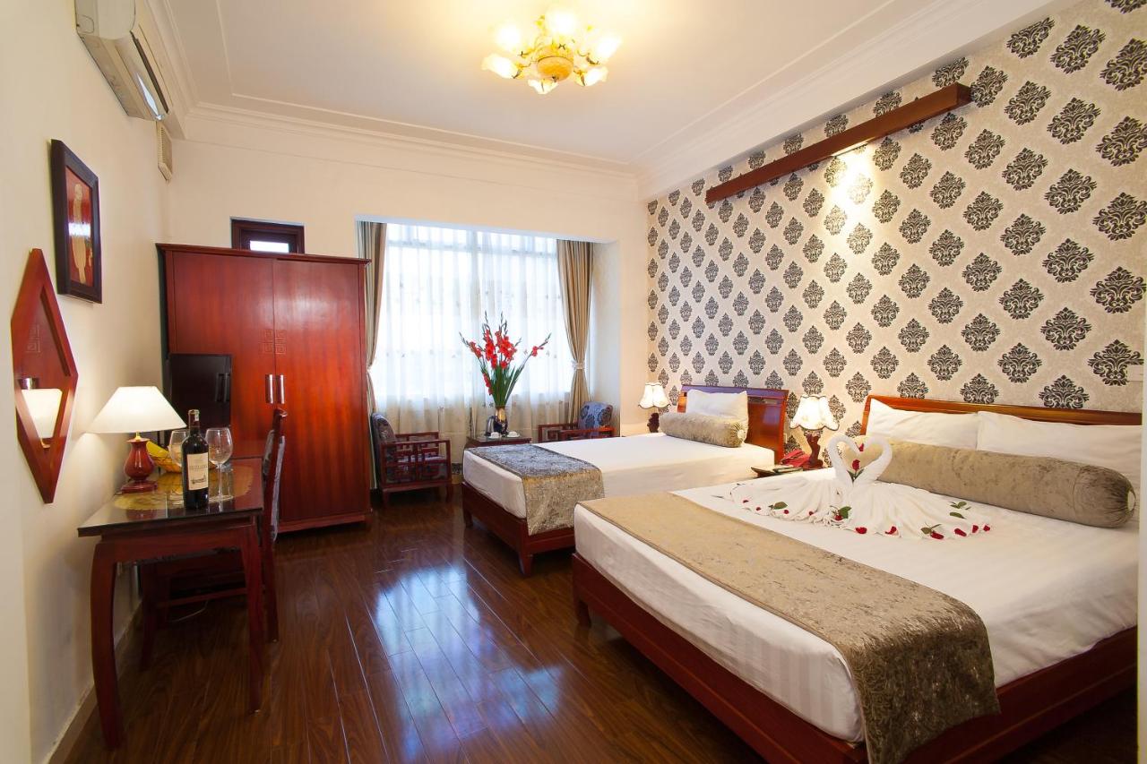 Luxury Hotel 3*