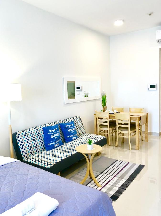 Riverside Residence - Saigon Royal 3*