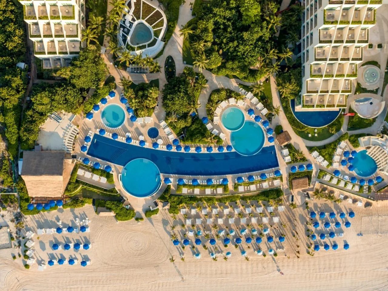 Live Aqua Beach Resort Cancun 5*