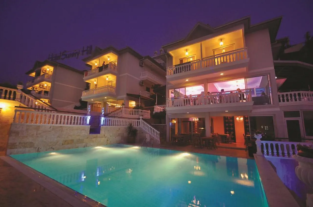 Sunny Hill Alya Hotel 4*