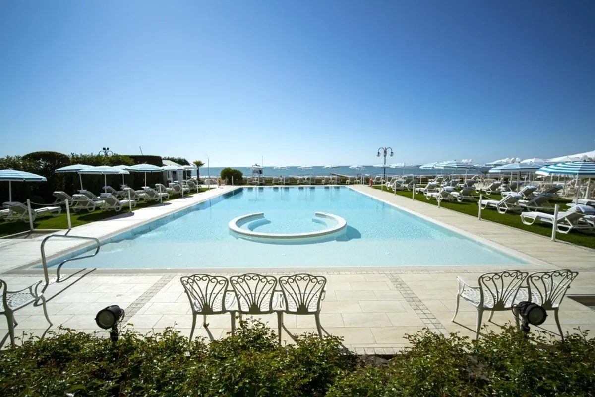 Le Soleil 4*