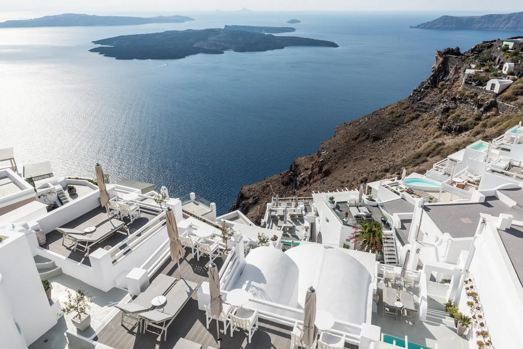 On the rocks 5*