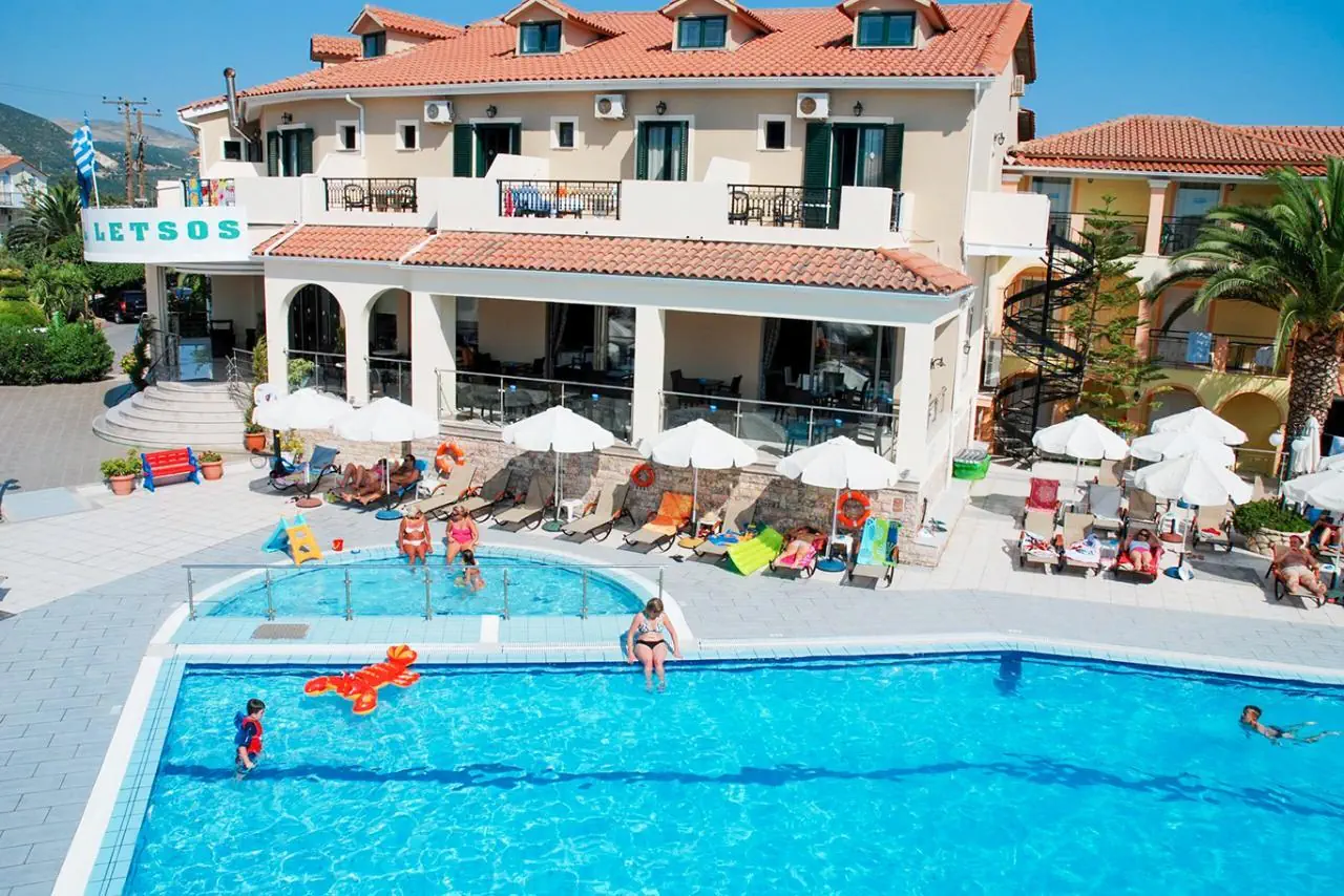 Letsos 4*