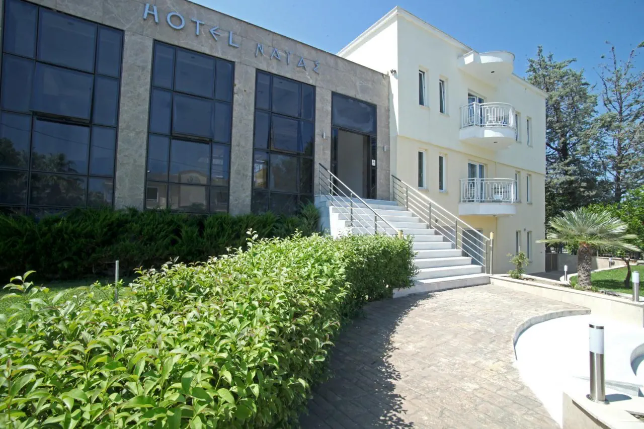 Naias Beach Hotel 3*