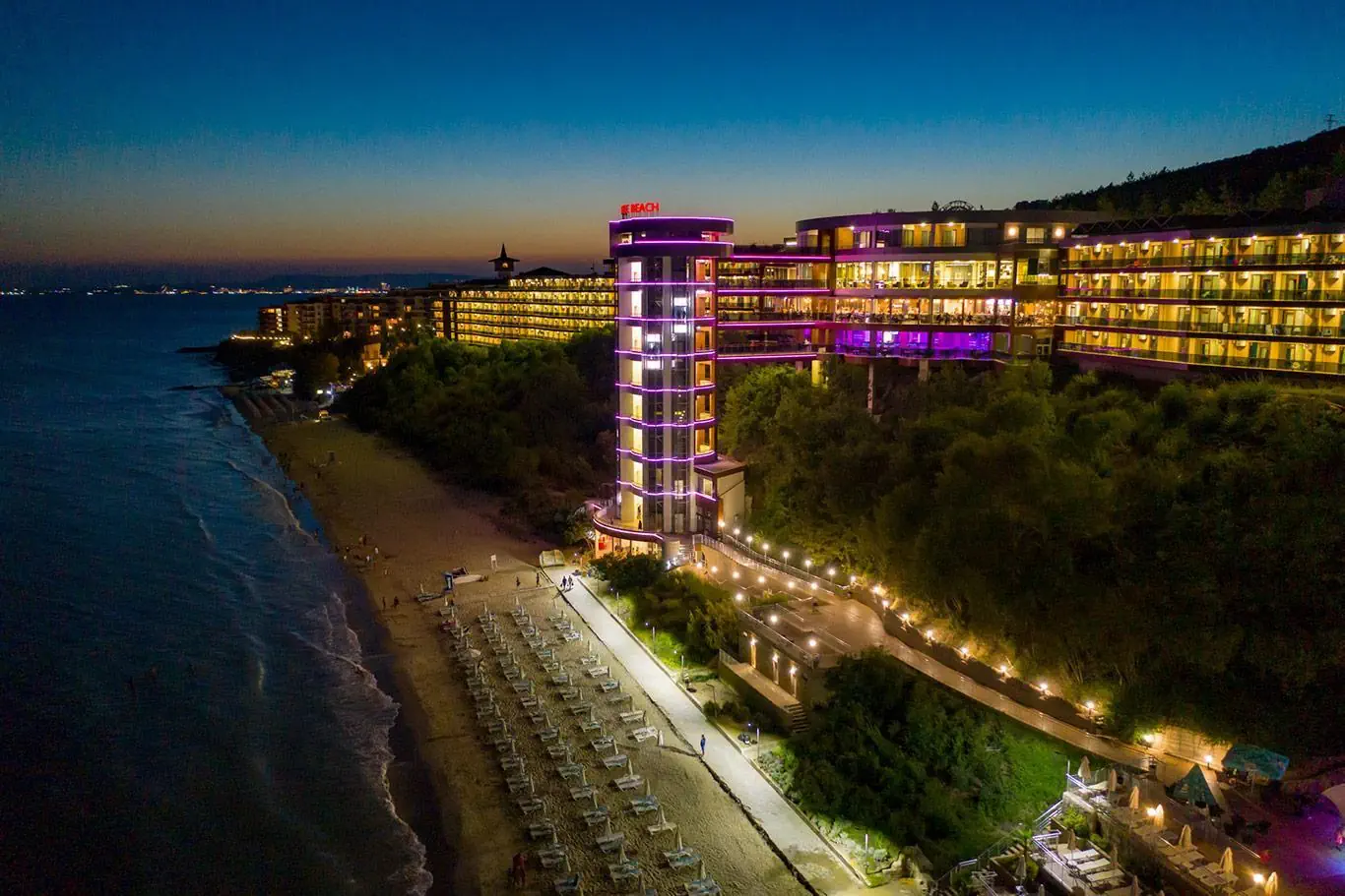 Paradise Beach 4*