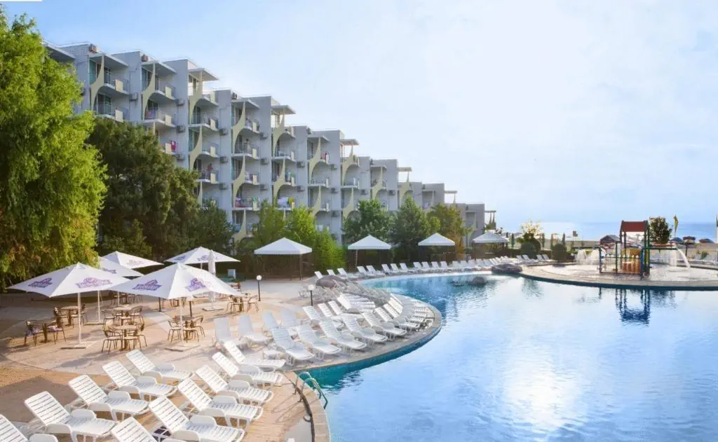 Laguna Beach 4*