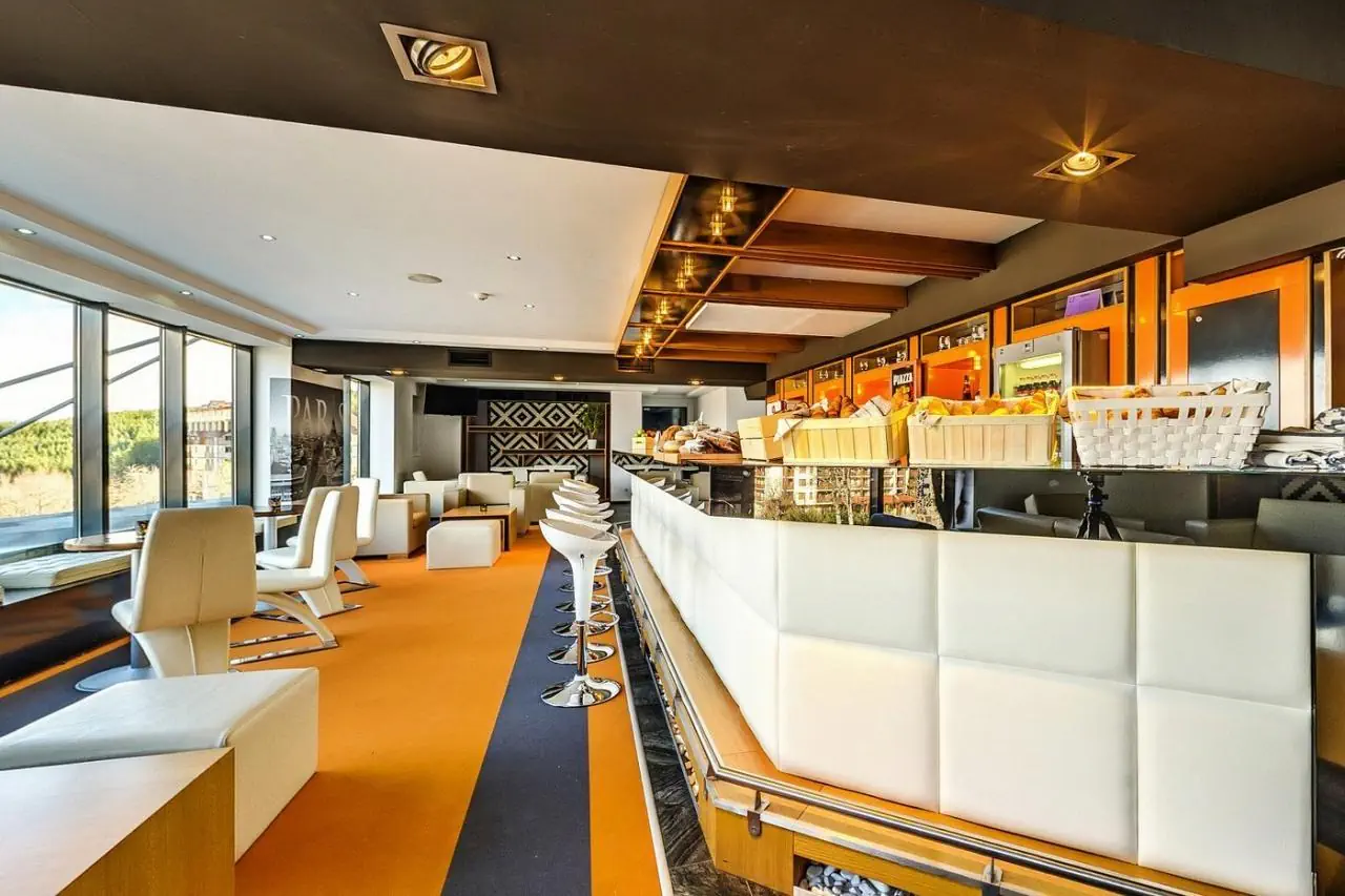 Saint George Palace 4*